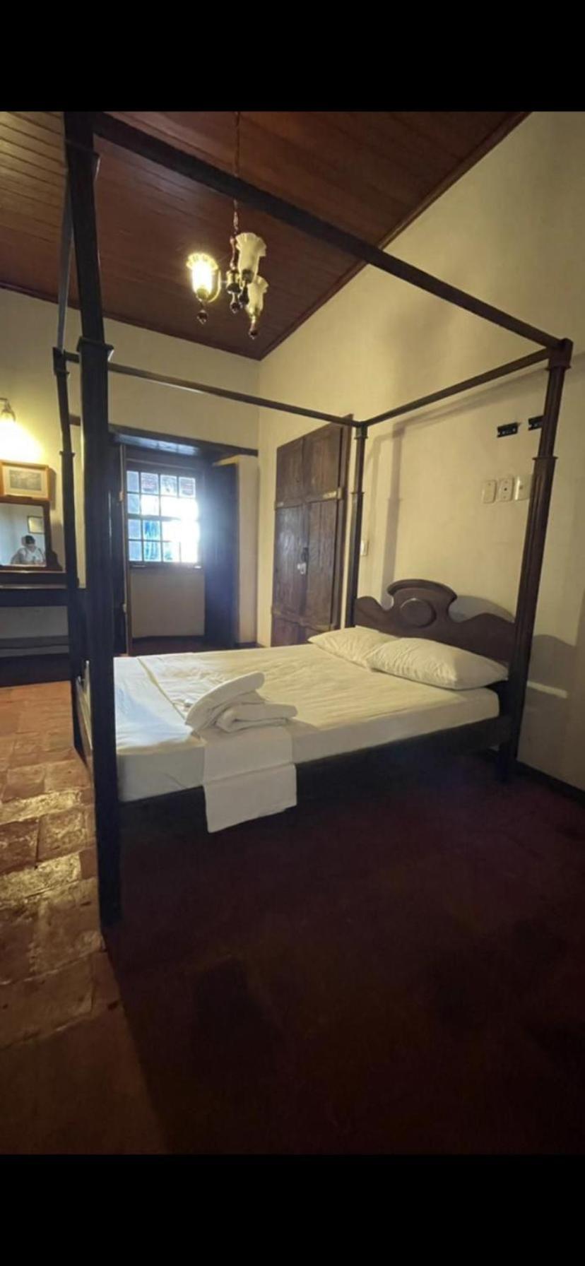 Inn La Maison Du Baron Alcantara