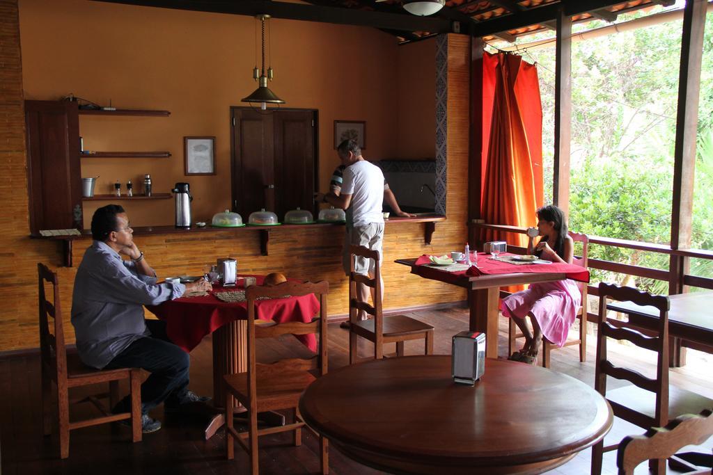 Inn La Maison Du Baron Alcantara